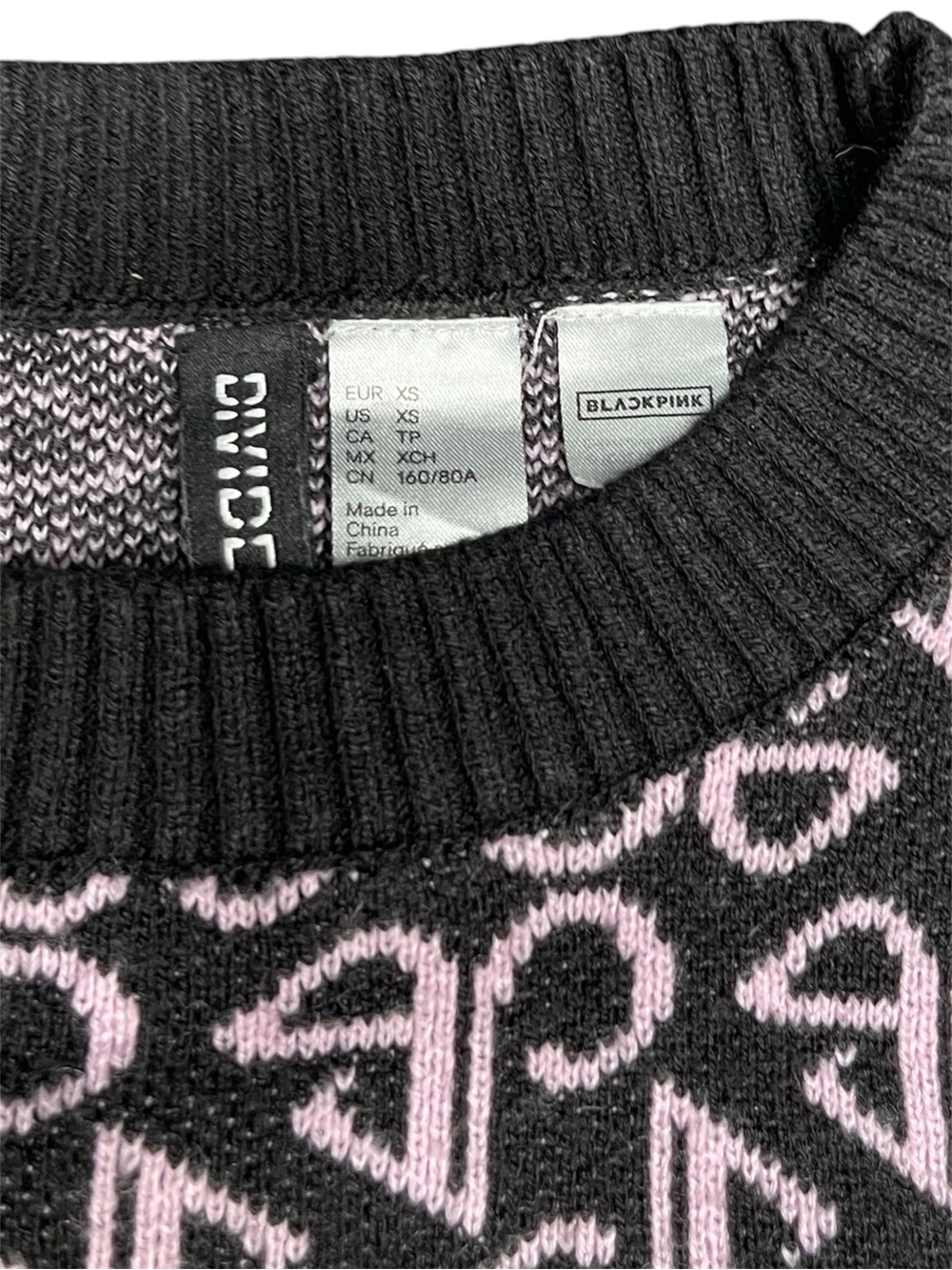 Divided H&M Black & Light Pink Monogram Short-Sleeve Knit Sweater - Picture 6 of 6